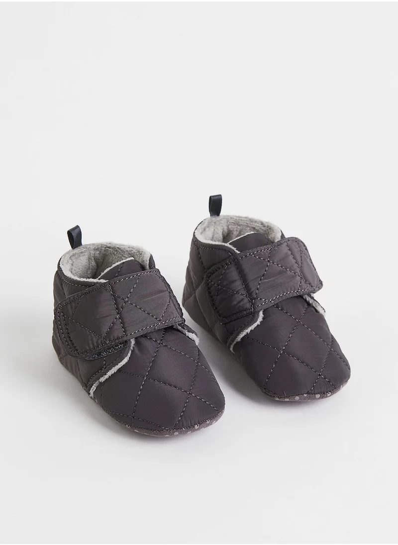 H&M Kids Low Top Velcro Quilted Sneakers