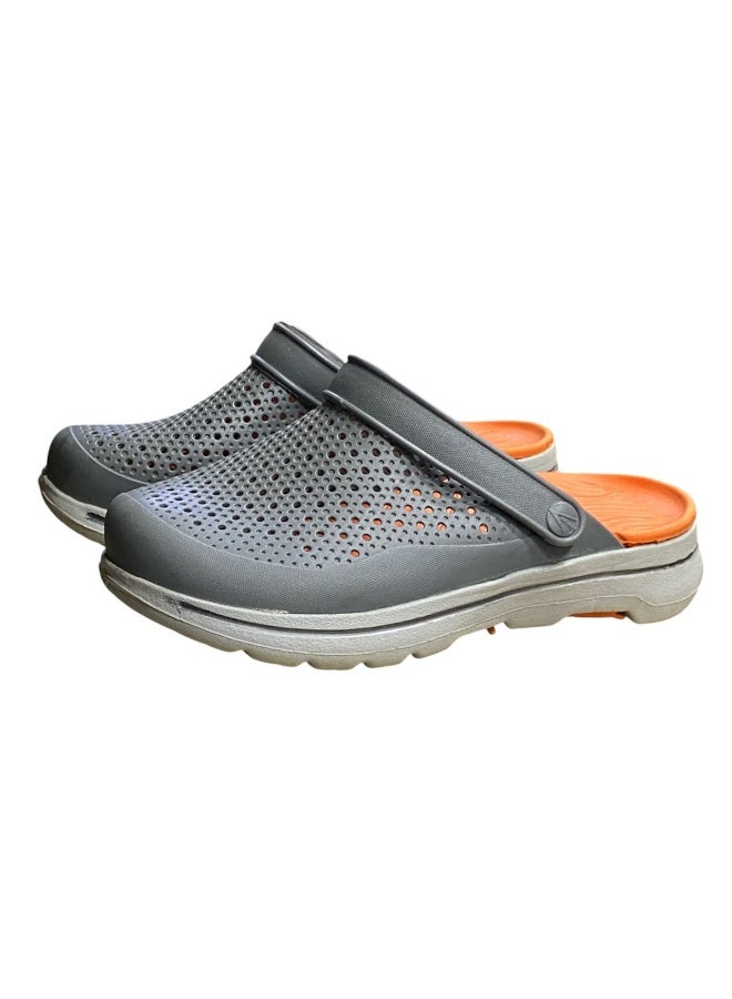Comfortable  clogs – lightweight with a modern design – easy to wear - Image 1