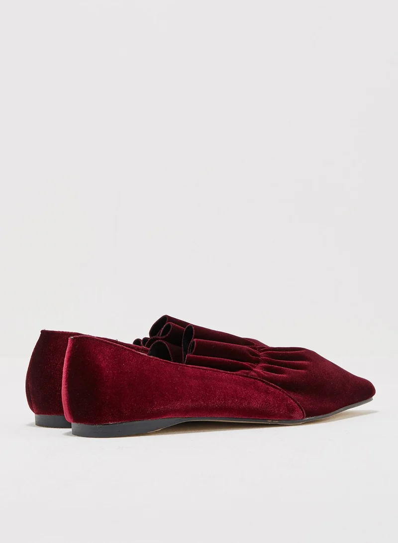 ELLA Velvet Slip On With Frills