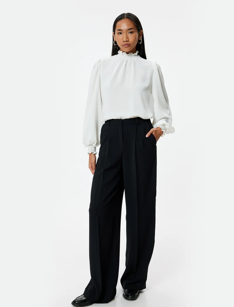 كوتون Ruffle High Neck Blouse