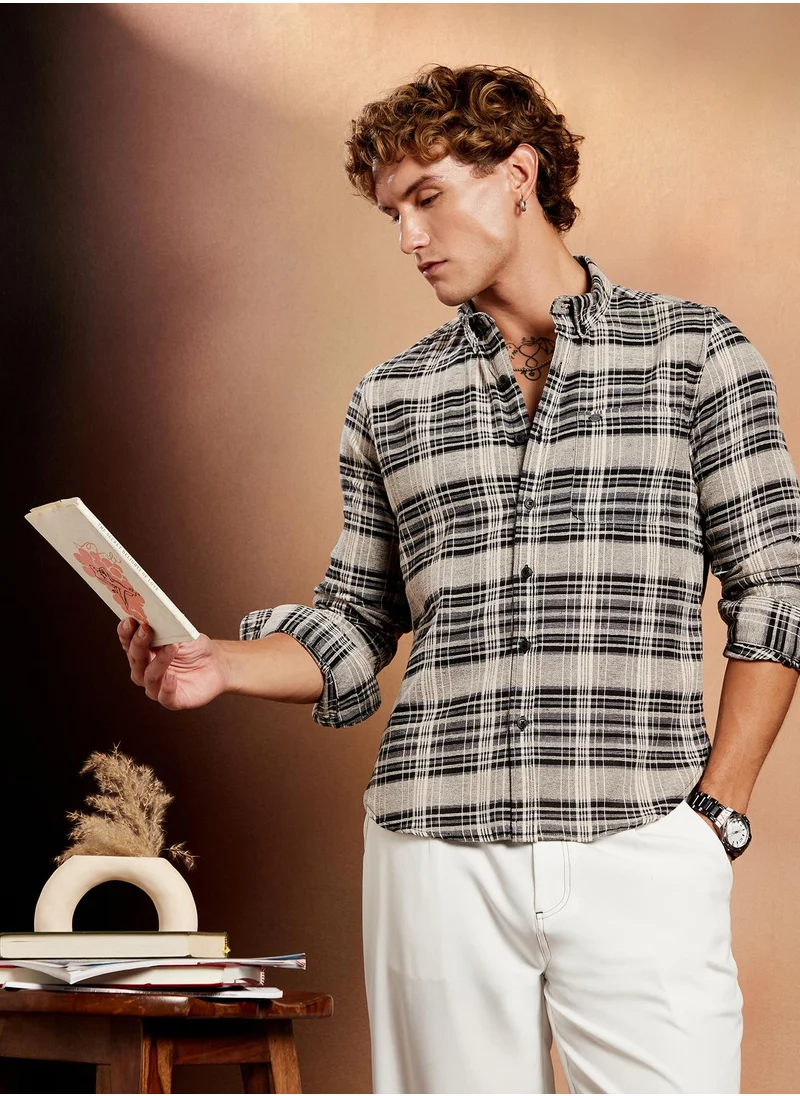 Campus Sutra Campus Sutra Men's Obsidian Black & Ecru White Static-Check Regular Shirt For Casual Wear | Spread Collar | Long Cuffed Sleeves | Button Closure | Shirt Crafted With Comfort Fit For Everyday Wear