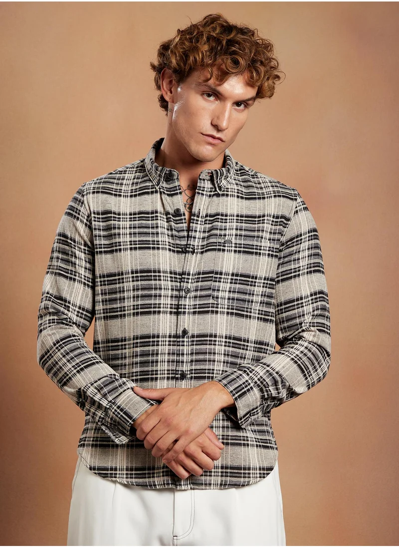 Campus Sutra Campus Sutra Men's Obsidian Black & Ecru White Static-Check Regular Shirt For Casual Wear | Spread Collar | Long Cuffed Sleeves | Button Closure | Shirt Crafted With Comfort Fit For Everyday Wear