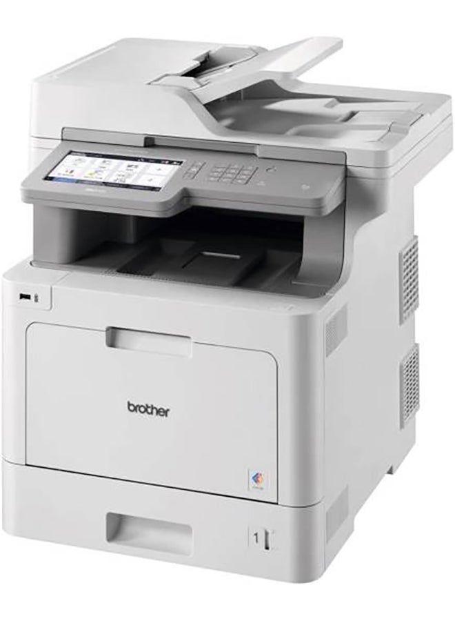 بروذر طابعة ليزر ملونة متعددة الوظائف MFC-L9570CDW، سرعة طباعة 31 صفحة في الدقيقة، طباعة تلقائية على الوجهين، سرعة مسح 100 صورة في الدقيقة، شاشة LCD تعمل باللمس بحجم 6.9 بوصة، إدخال ورق بسعة 300 ورقة، بيضاء | 8CE88800141 - Image 3