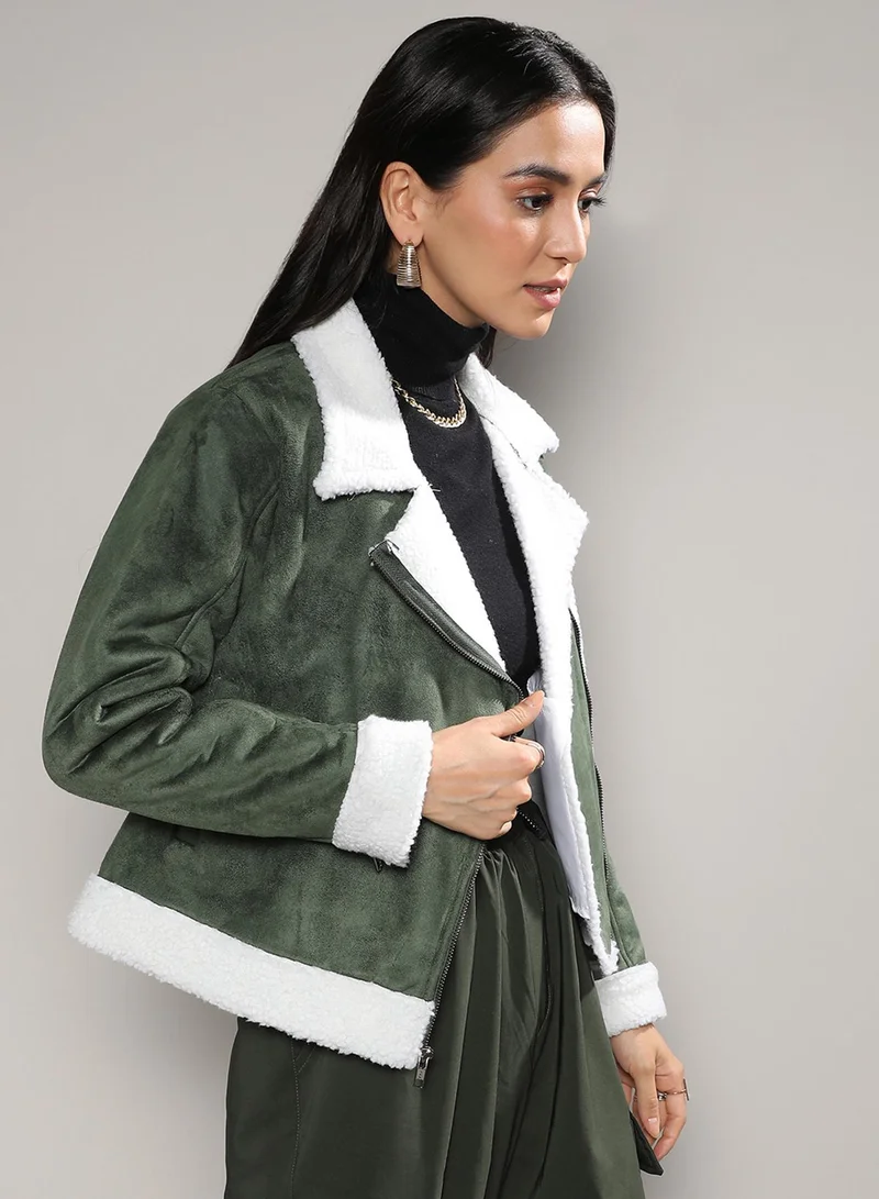 Campus Sutra Women's Seaweed Green Contrast-Fleece Biker Jacket For Casual Wear | Lapel Collar  | Long Sleeve | Zipper Closure | Jacket Crafted With Comfort Fit For Everyday Wear