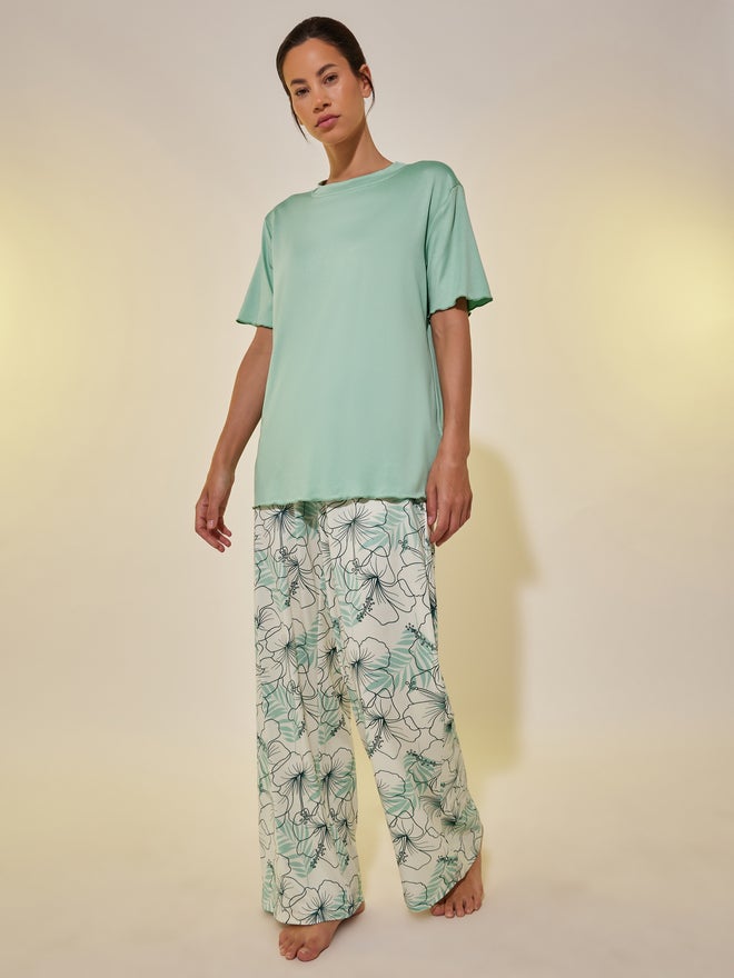 Take Two Solid Lettuce Hem T-Shirt and Floral Printed Pyjama Set - Image 1