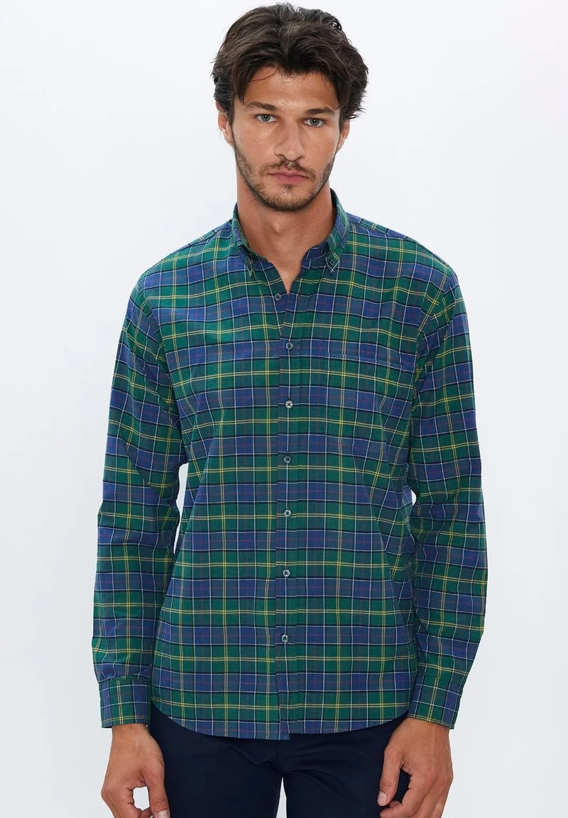 تودورس Men's Classic Fit Regular Cut Cotton Single Pocket Checked Button-Down Collar Shirt