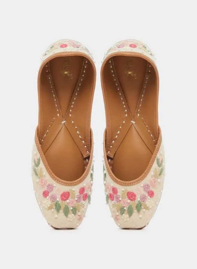 Styli Ethnic Embellished Flat Shoes