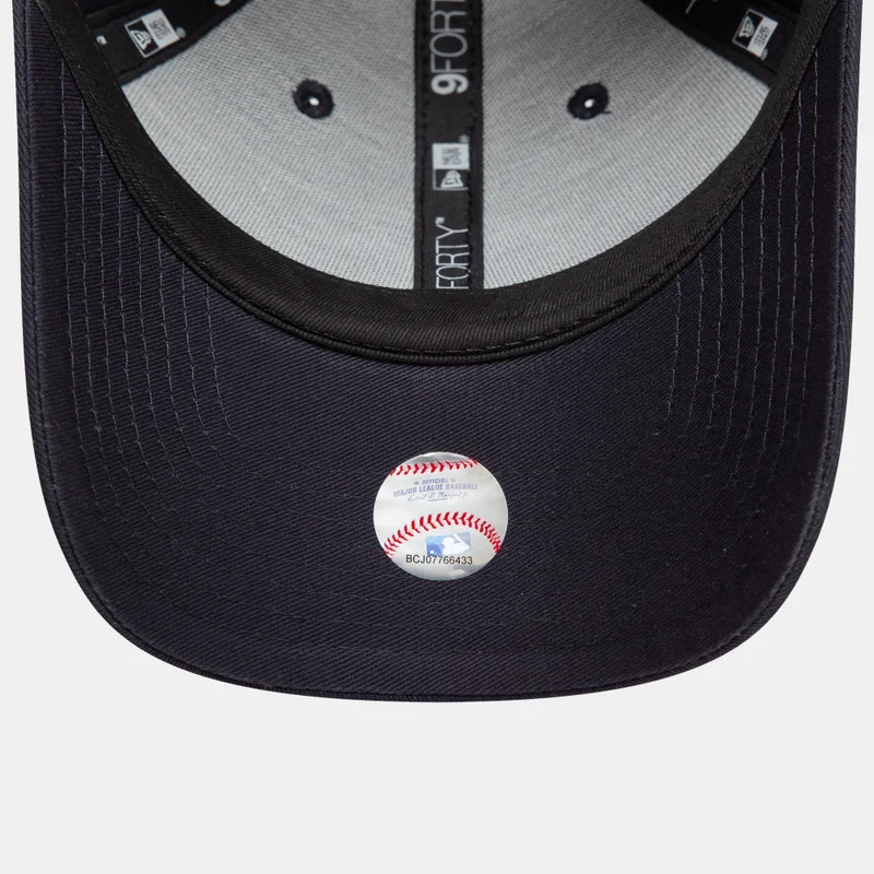 NEW ERA Men's MLB New York Yankees Side Patch 9FORTY Cap