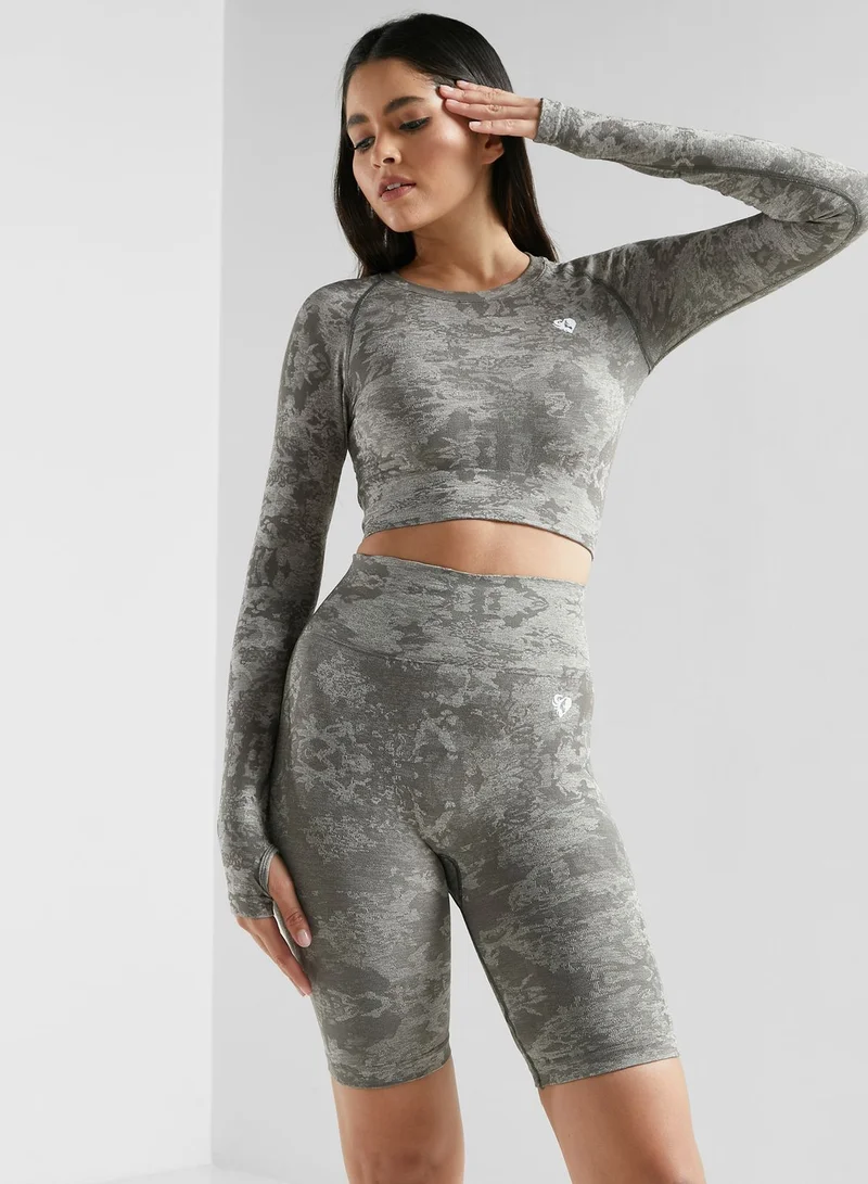 Womens Best Camo Seamless Cropped Top