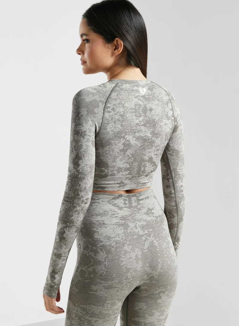 Womens Best Camo Seamless Cropped Top