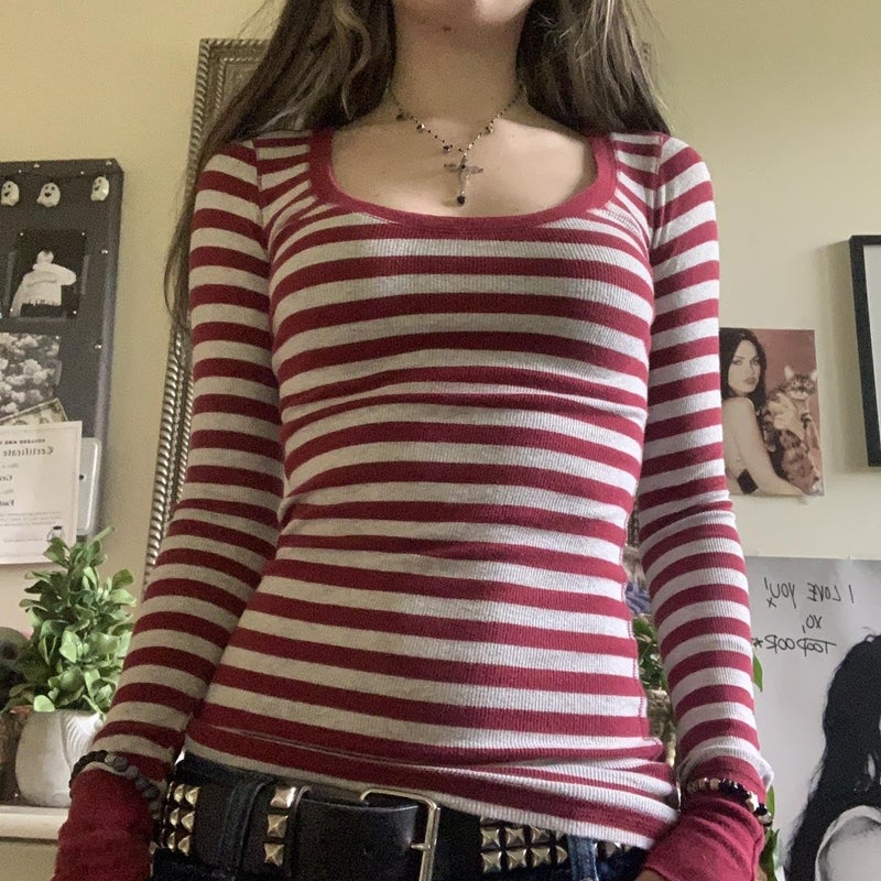 Yojeasrio Women Y2k Striped Grunge Shirts Long Sleeve Crewneck Tee Shirt Top 90s Vintage Aesthetic Harajuku Goth Tops Teen Girls Streetwear Red - Image 2