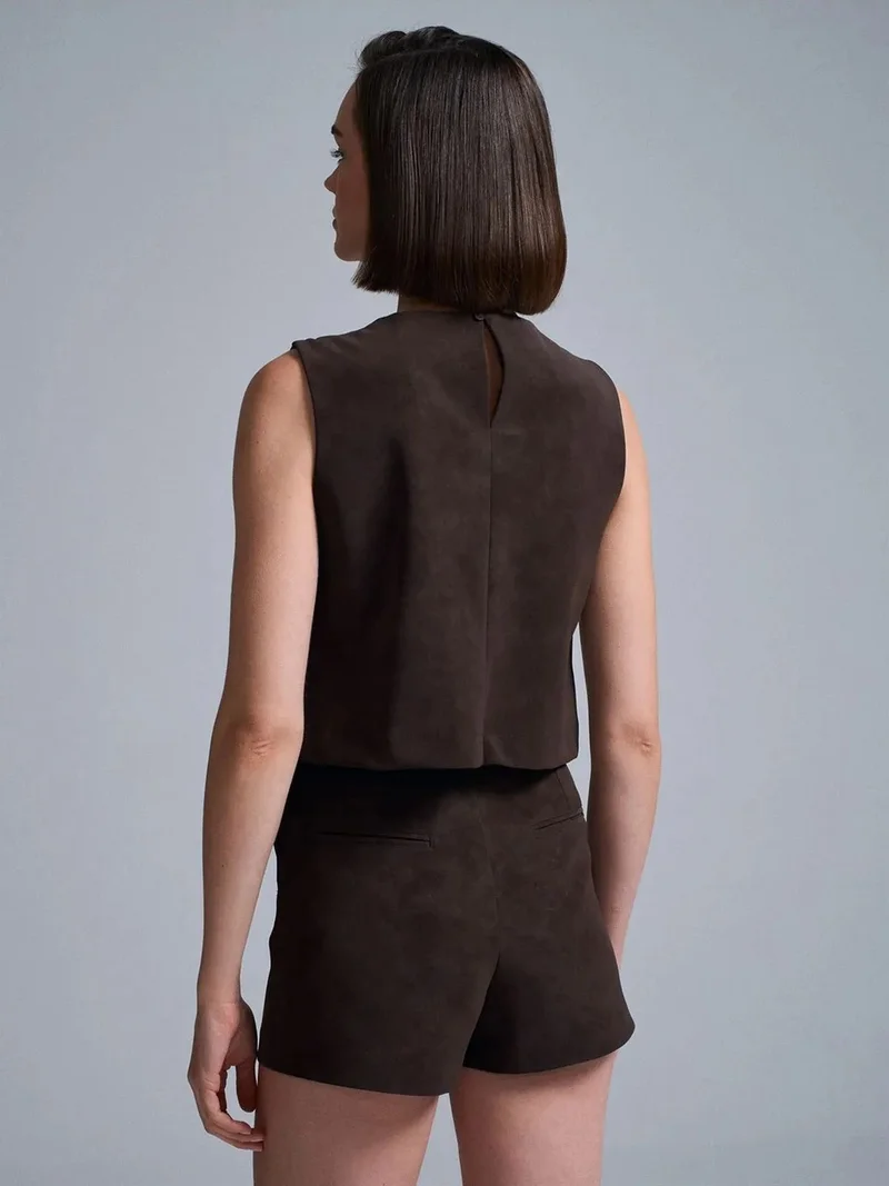 ديلفين DILVIN Crop Faux Leather Button Waistcoat
