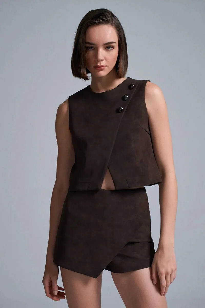 DILVIN Crop Faux Leather Button Waistcoat