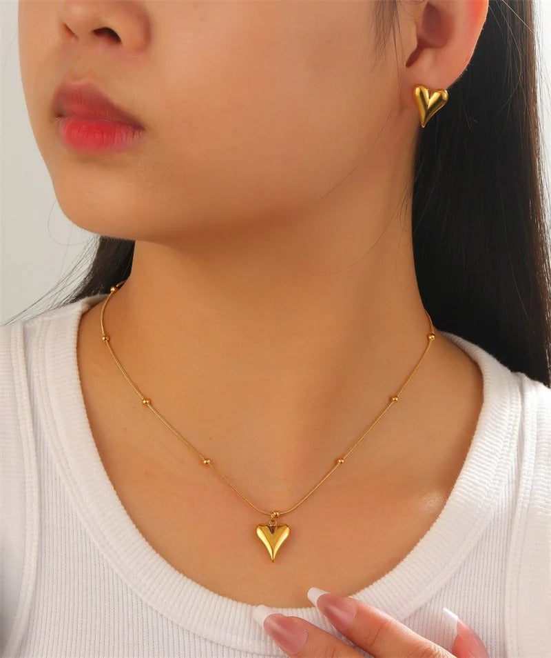سلسلة أستانليس ستيل ذهبي مع دلاية شكل قلب - Image 4