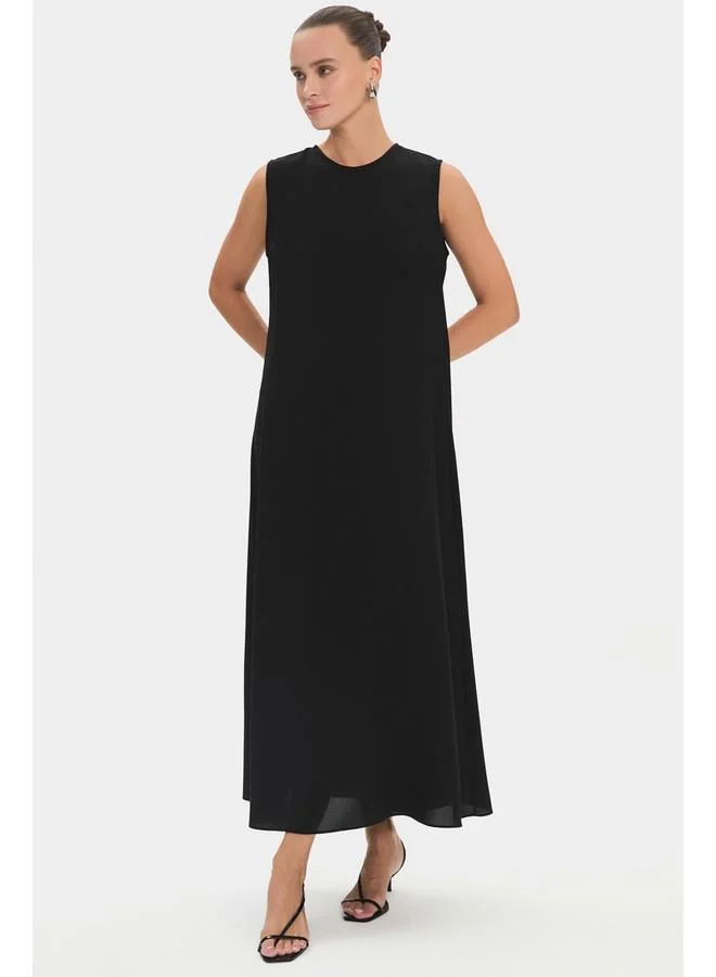 JUNE June Women Contrast Stripe Detailed Waistband Abaya Black