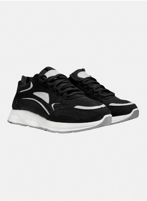 High Top Sneaker