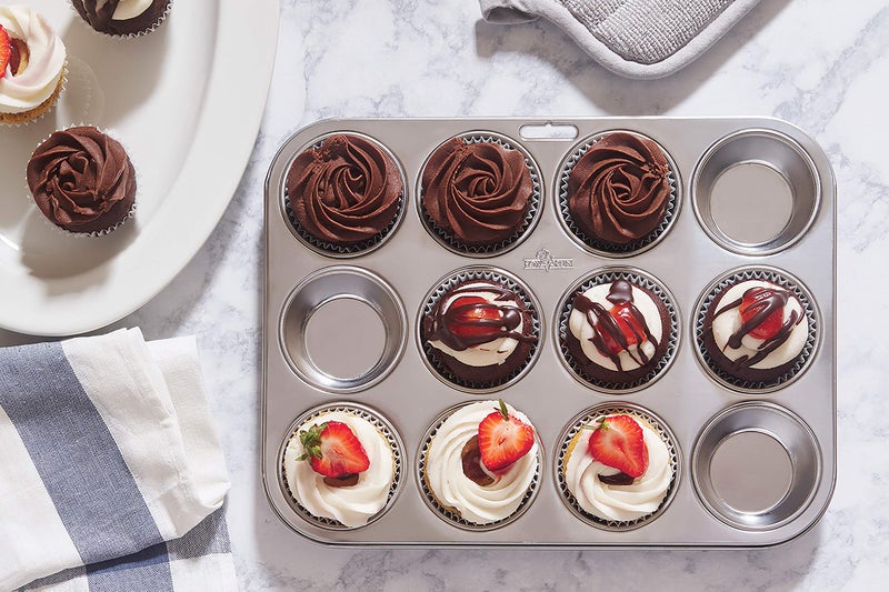 Fox Run Muffin and Cupcake Pan, 12 Standard Cup, Stainless Steel - Image 3