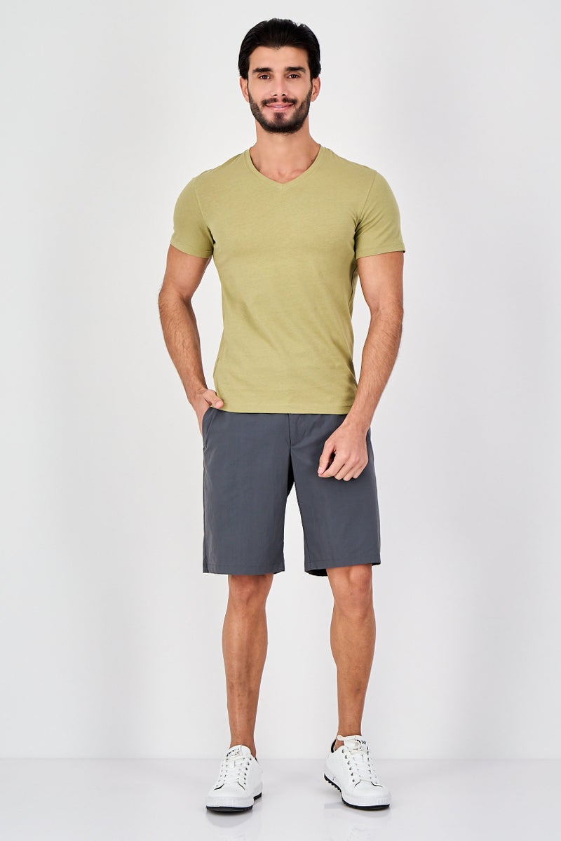 Celio Men Crew Neck Short Sleeve Plain T-Shirt, Olive - Image 2