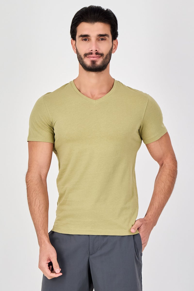 Celio Men Crew Neck Short Sleeve Plain T-Shirt, Olive - Image 1