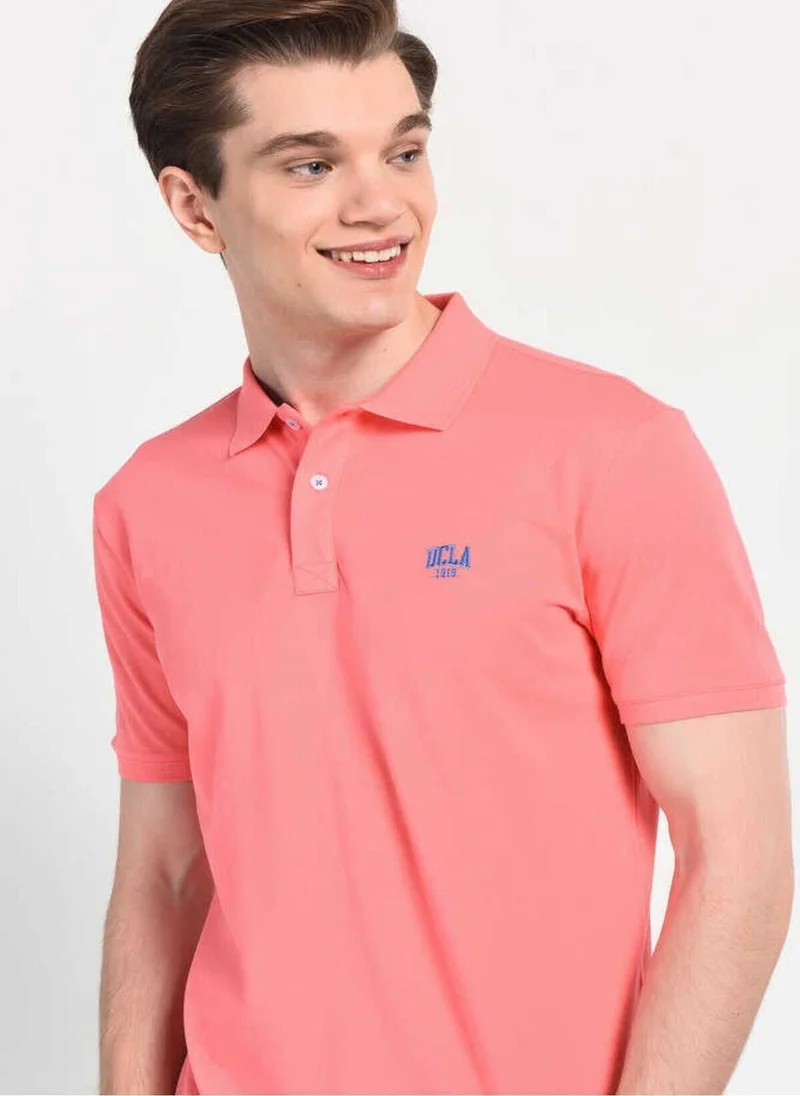 يو سي ال اي لايكس