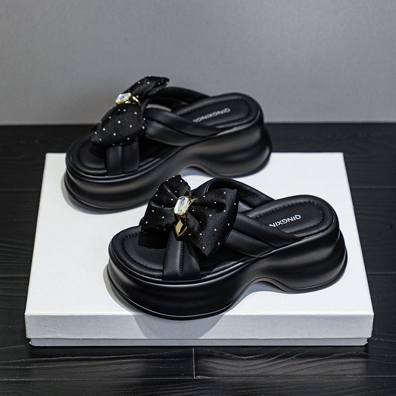 صنادل الصيف للنساء 2026 أسلوب جديد مع Bowknot و Rhinestones ، سميكة مبيعات على الطراز الفرنسي منصة صنادل النساء متعددة الاستخدامات - Image 1