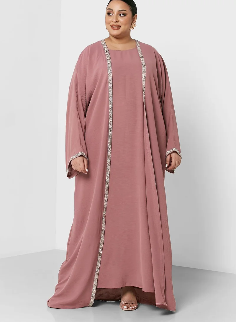 Hayas Closet Curve Contrast & Lace Detail Abaya