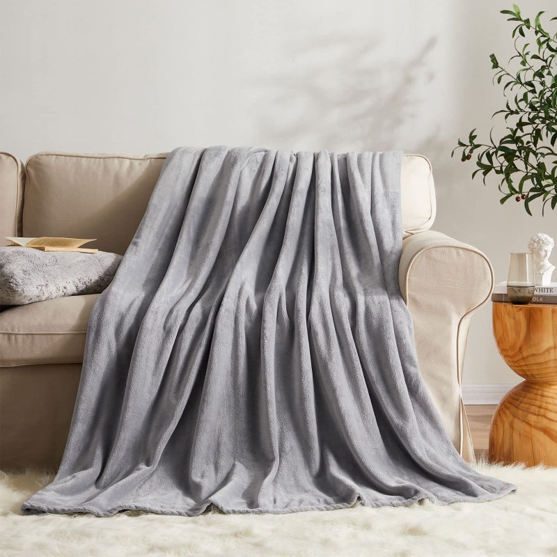 KMUSET Fleece بطانية رمي حجم رمادي خفيف الوزن سوبر ناعم ناعم دافئ سرير بطانية مصنع الألياف الدقيقة - Image 2