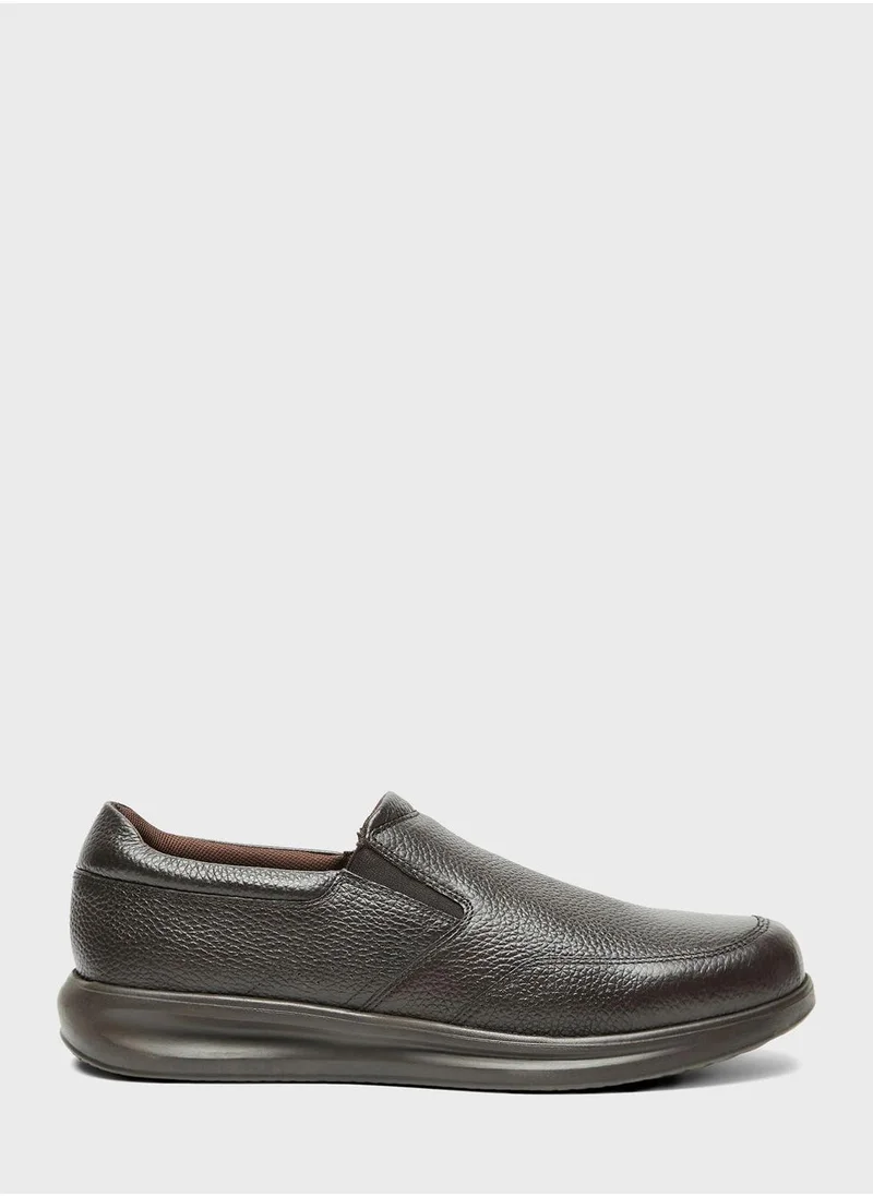 Le Confort Casual Slip On Loafers