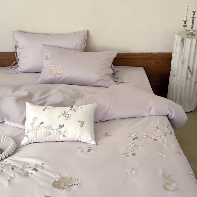 Cat Resting - Purple Bed Sheet Set, 4-Piece, 100S Thread Count, Adorable Cat Design, Breathable & Skin-Friendly for All Seasons - Image 5