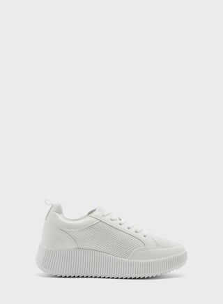 Textured Flatform Sneaker