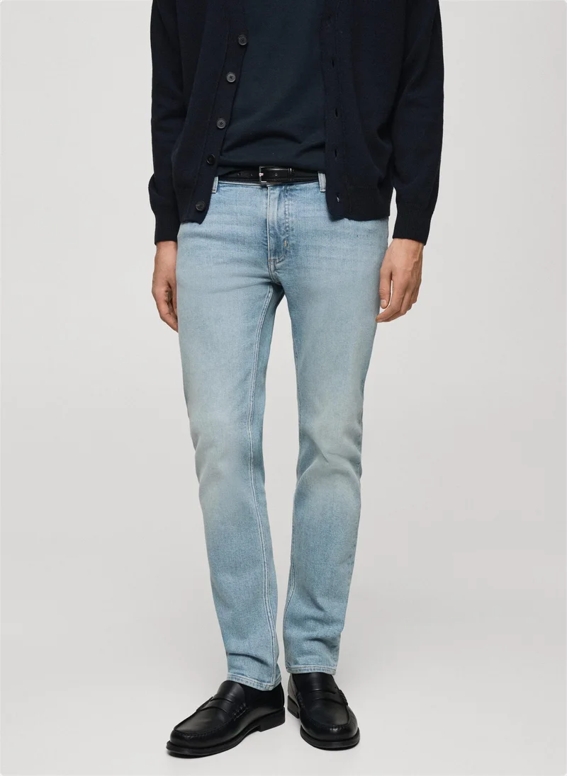 Mango Man Jan Stright Fit Light  Wash Jeans