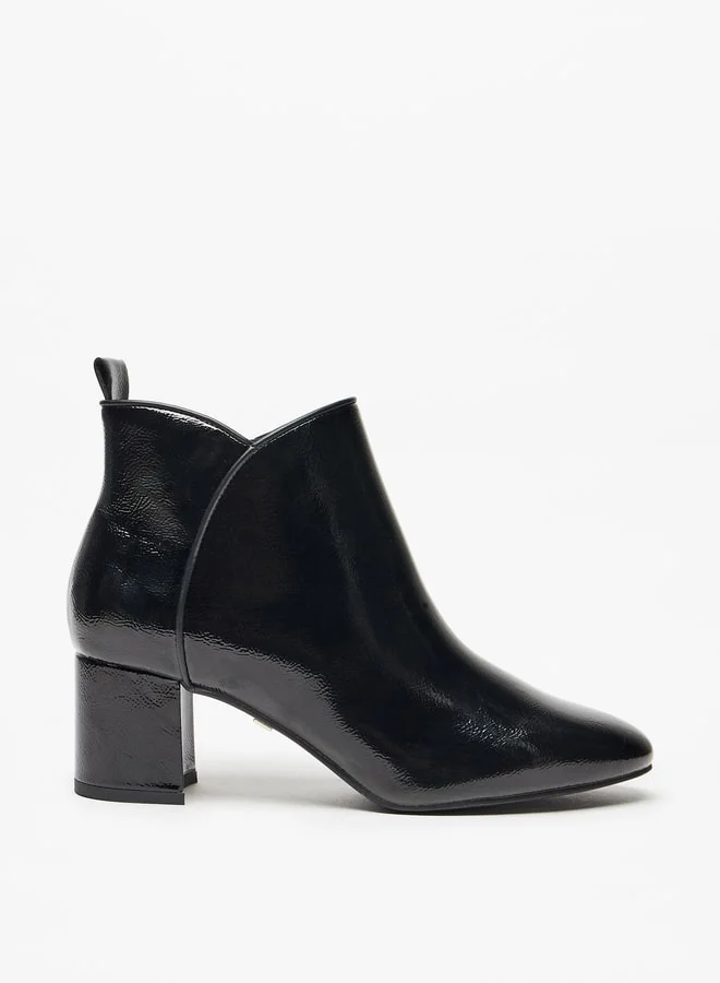 سيليست Women's Solid Ankle Boots with Block Heel and Zip Closure