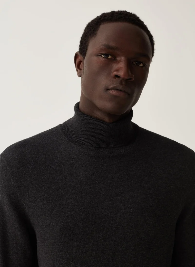 Ovs Pullover with high neck