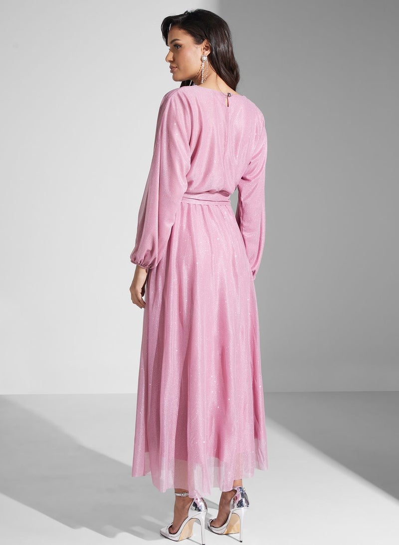 خزانة فستان بنسيج لامع وقصة ضيقة - Image 2