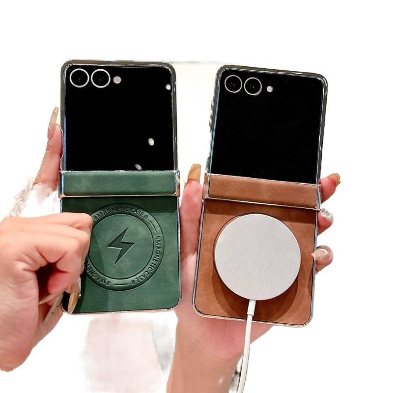 غطاء MagSafe | مغناطيس قوي | تغطية كاملة | لـ Samsung Galaxy Z Flip 5 | رمادي ملمس جلد - Image 2