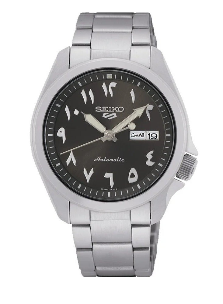 Seiko 5 سبورت SRPH47K1 – ساعة أوتوماتيكية للرجال بأرقام عربية، قرص رمادي، وسوار من الفولاذ المقاوم للصدأ - Image 1