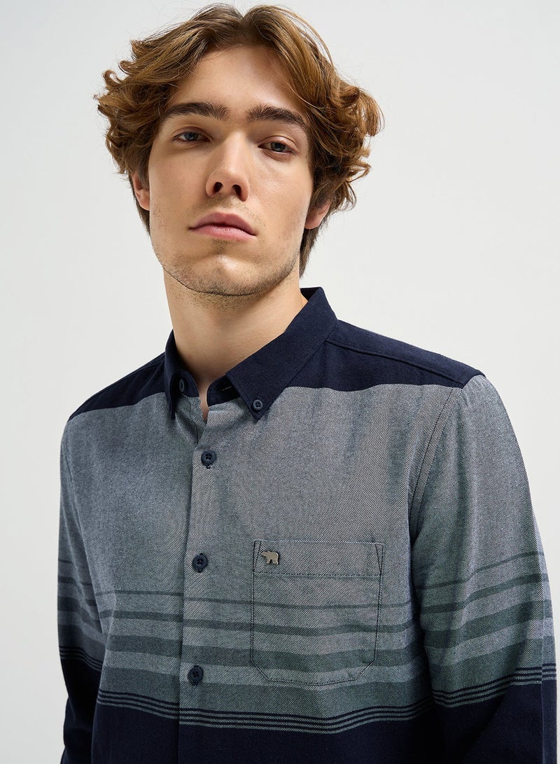 ذا بير هاوس قميص قطني رجالي بقصة ضيقة وأكمام طويلة - Image 2