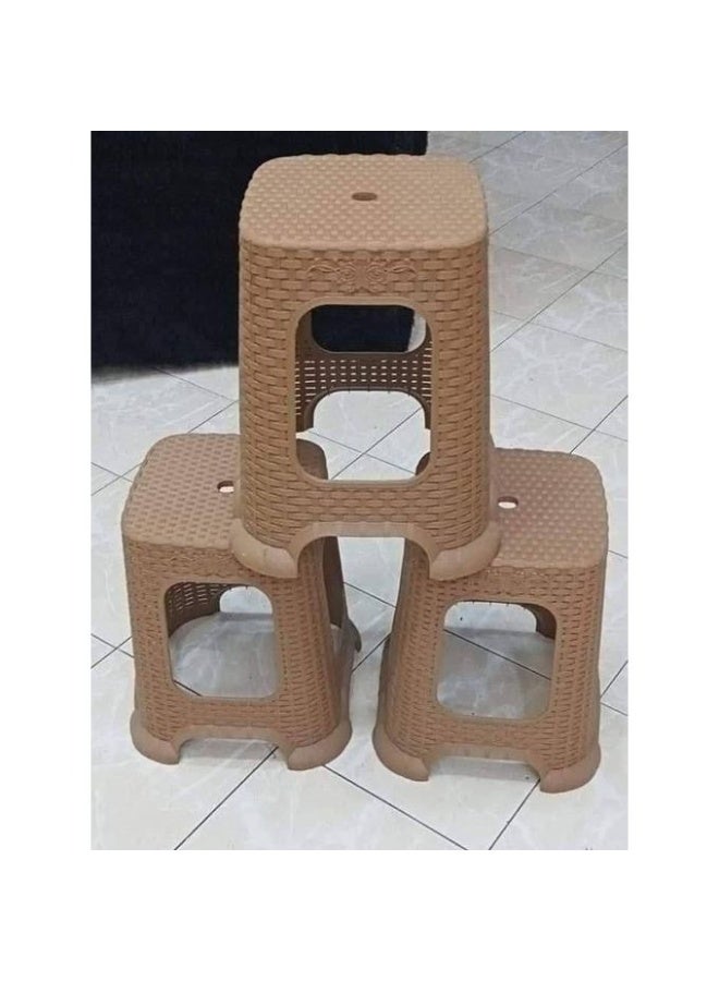 كرسي بلاستيك طقطوقة – خفيف ومتين للاستخدام اليومي - Image 4