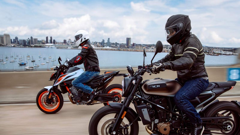 Sena OUTRUSH-GW0XL Outrush Flip-Up Bt Helmet Glossy White Xl - Image 5