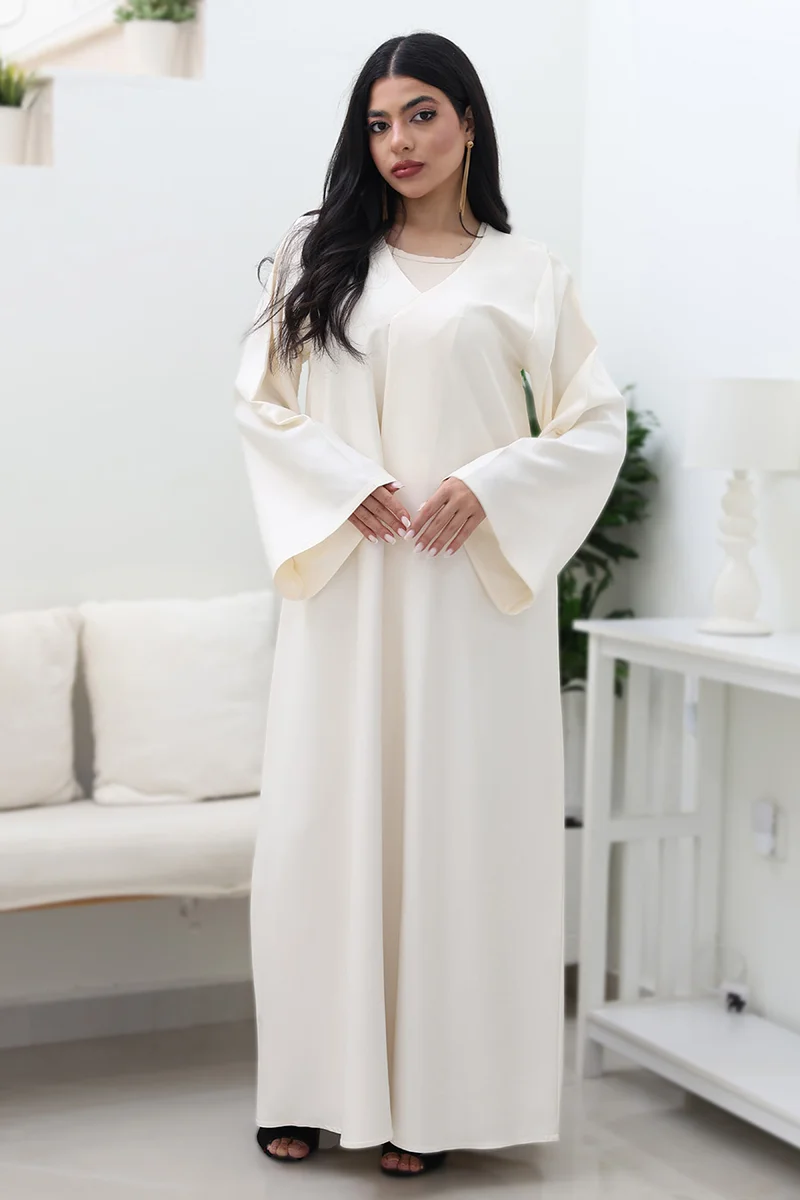 النخبة Ethereal Grace Gown-751