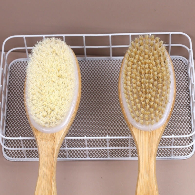 فرشاة جسم طويلة المقبض مزدوجة الجوانب للتقشير الطبيعي، للاستخدام الجاف والرطب، تقليل السيلوليت وتدليف الليمفاوي، مقشرة الجسم للبشرة الناعمة - Image 5