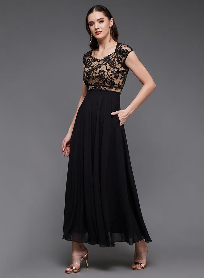 Miss Chase Black Maxi Dress with Lace Detail - Image 3