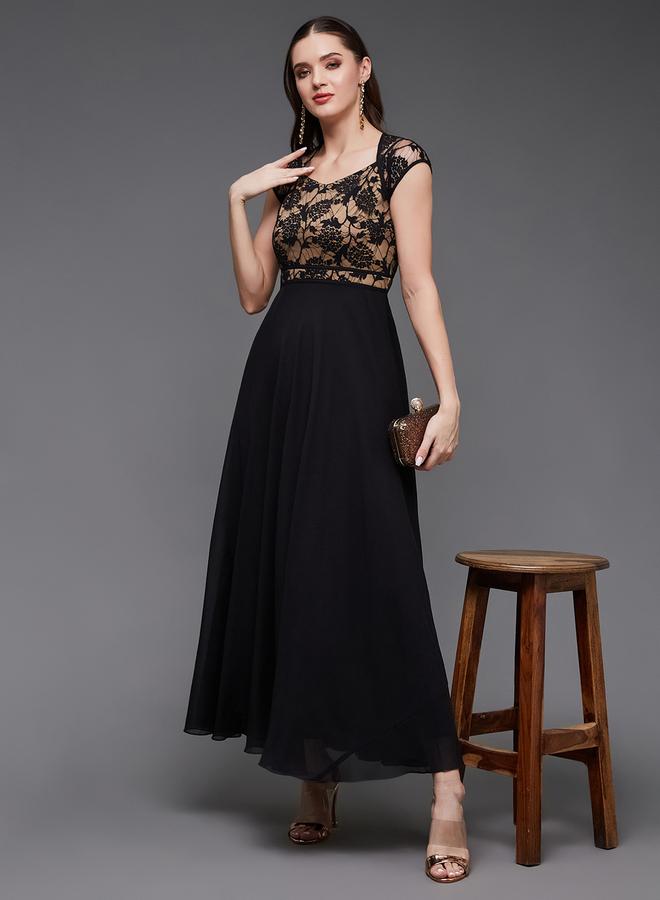 Miss Chase Black Maxi Dress with Lace Detail - Image 5