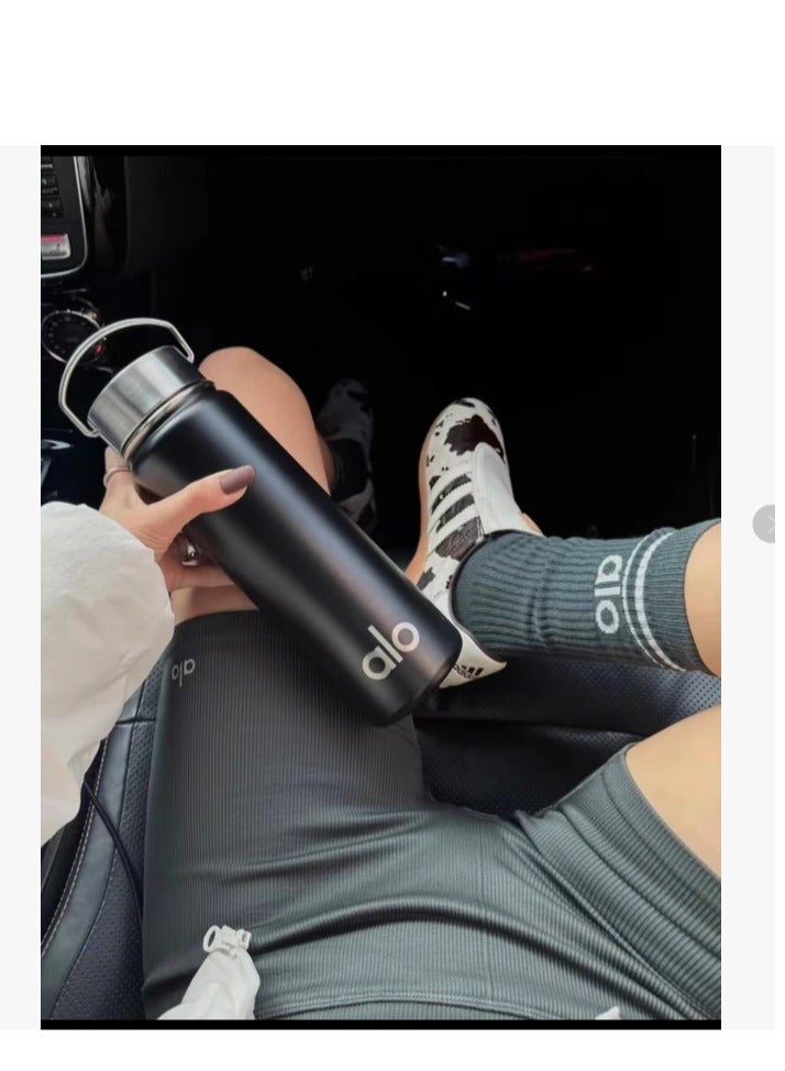 ألو زجاجة معزولة بالفراغ من الفولاذ المقاوم للصدأ الرياضية ، مناسبة لعقد الماء ، الشاي الجليدي ، الشاي الساخن ، إلخ ، بسعة 710 مللي لتر - Image 3