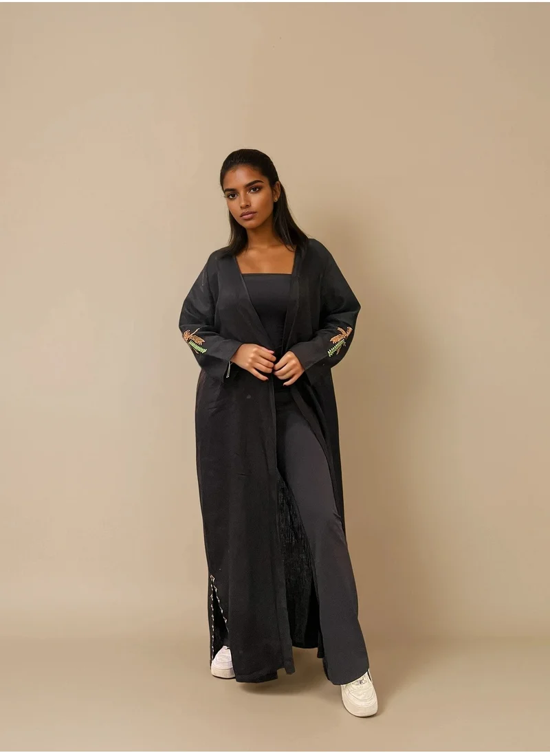 مشروع بلا اسم The Nakhla Hoodie Abaya