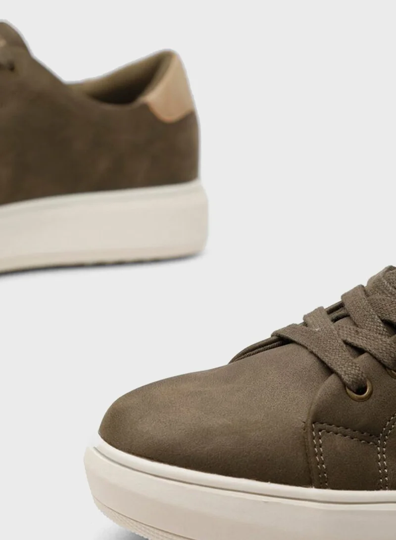 CCC Lanetti Low Top Sneaker