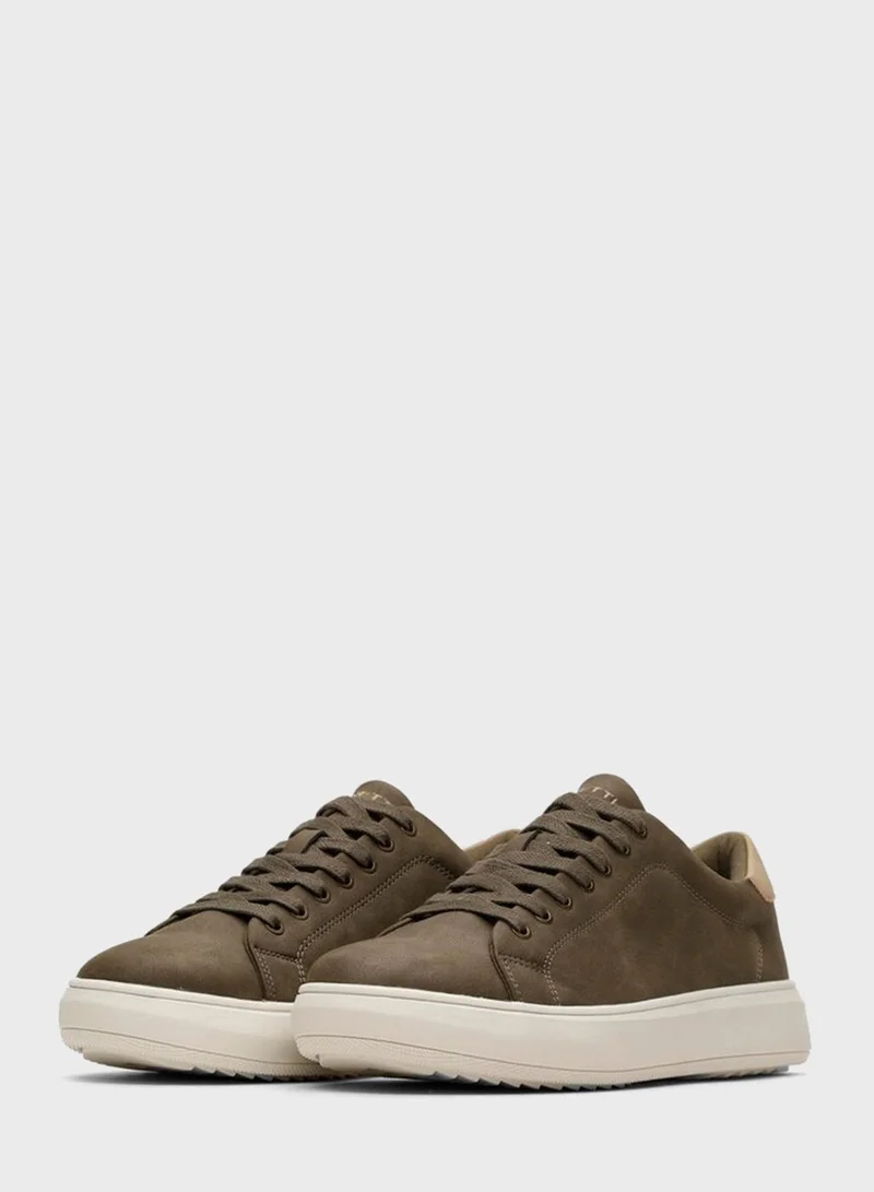 CCC Lanetti Low Top Sneaker