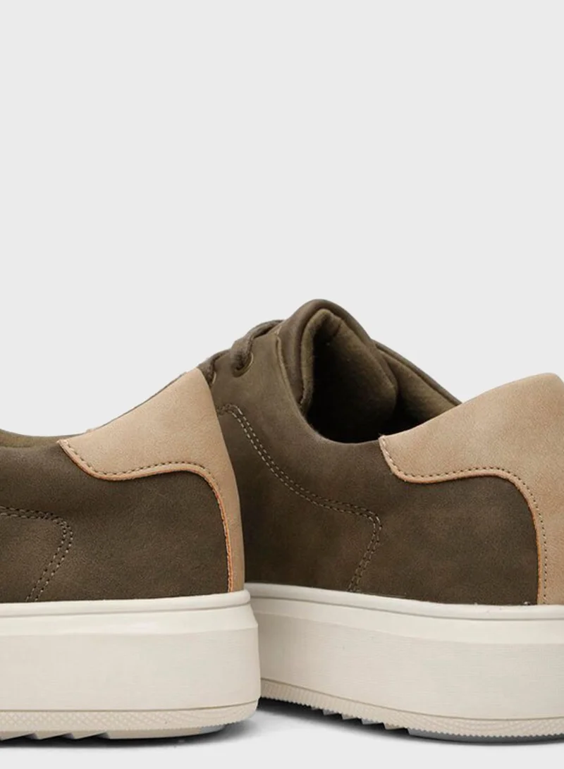 CCC Lanetti Low Top Sneaker