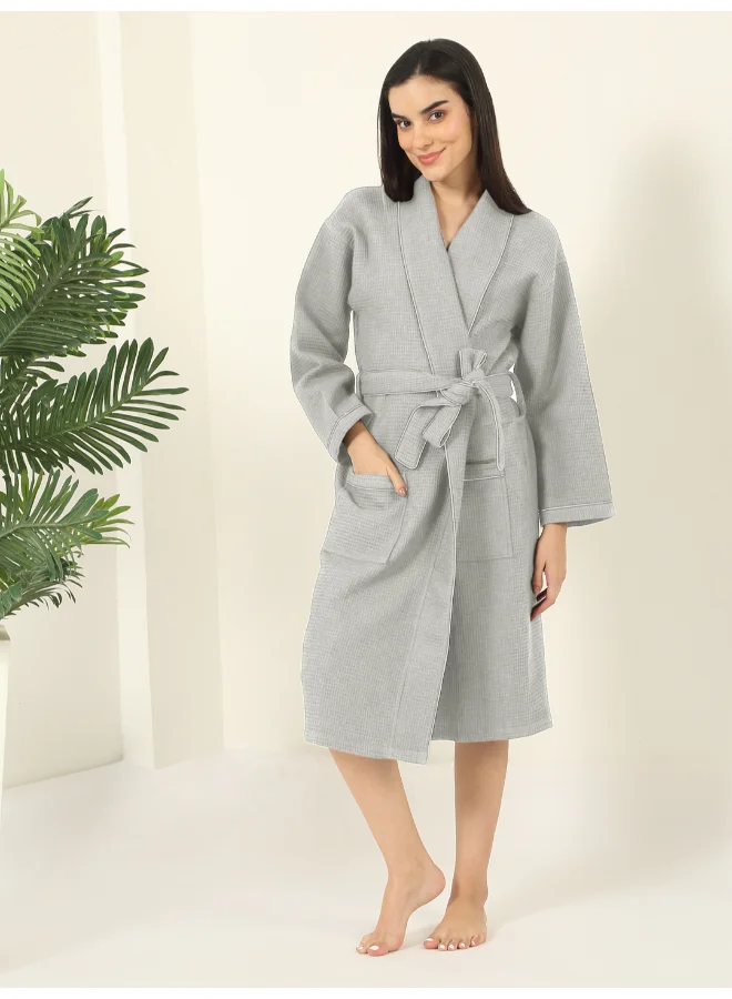 مالبيري ليفينج روب حمام قطني فاخر بنقشة وافل بلون رمادي فاتح