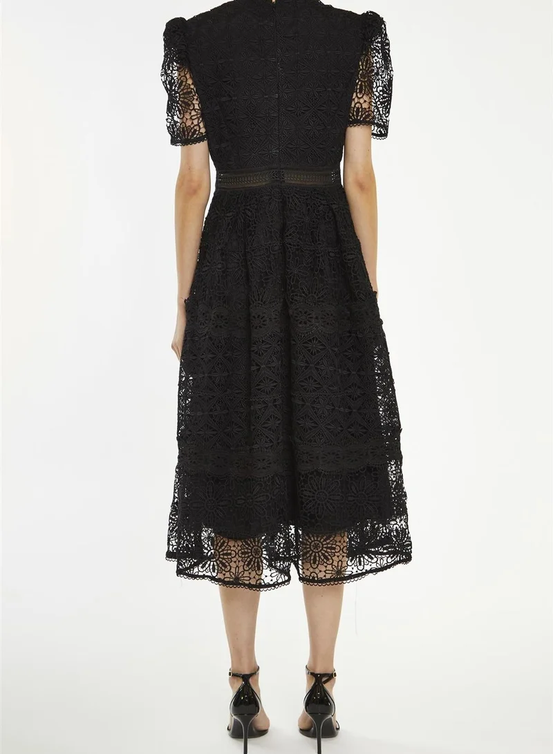 ترو ديكادينس Priscilla Black Lace-Trim Midi-Dress
